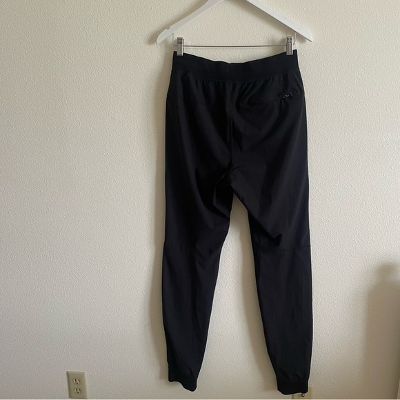 Lululemon ABC Tall Warpstreme Joggers in Black - Picture 9 of 9